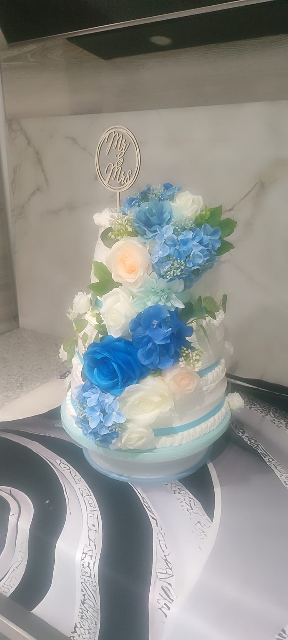 Tarta artesanal de boda Dulcessisafashion Sisa Fashion — Pastelería Aguilafuente, Segovia